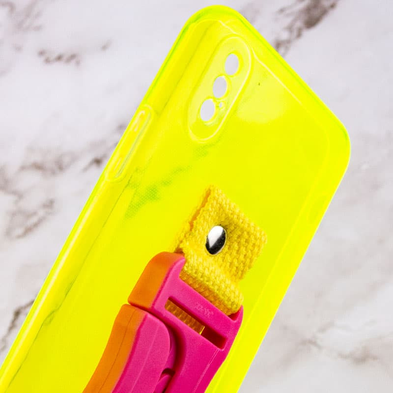 Чохол Handfree з кольоровим ланцюгом на Apple iPhone XS Max (6.5") (Жовтий) в магазині vchehle.ua