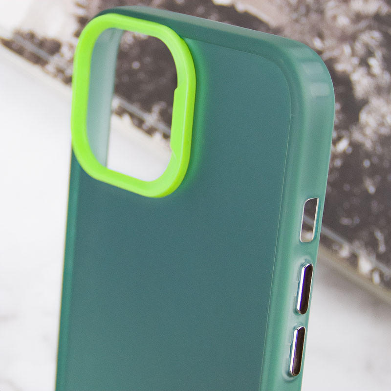 TPU+PC чохол Magic glow with protective edge на Apple iPhone 15 (6.1") (Green) в магазині vchehle.ua