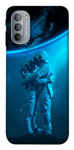 Чехол Космическая любовь для Motorola Moto G31