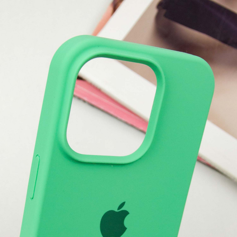 Фото Чехол Silicone Case Full Protective (AA) для Apple iPhone 15 Pro Max (6.7") (Зеленый / Spearmint) в магазине vchehle.ua