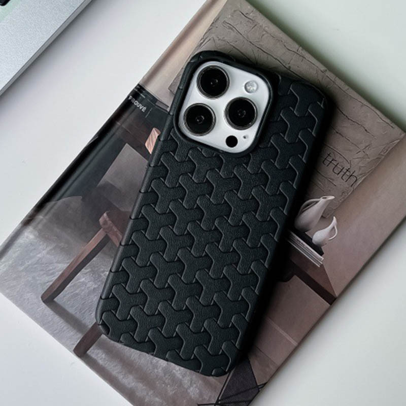 Фото Чохол TPU Weaving на Apple iPhone 14 Pro Max (6.7") (Black) в маназині vchehle.ua