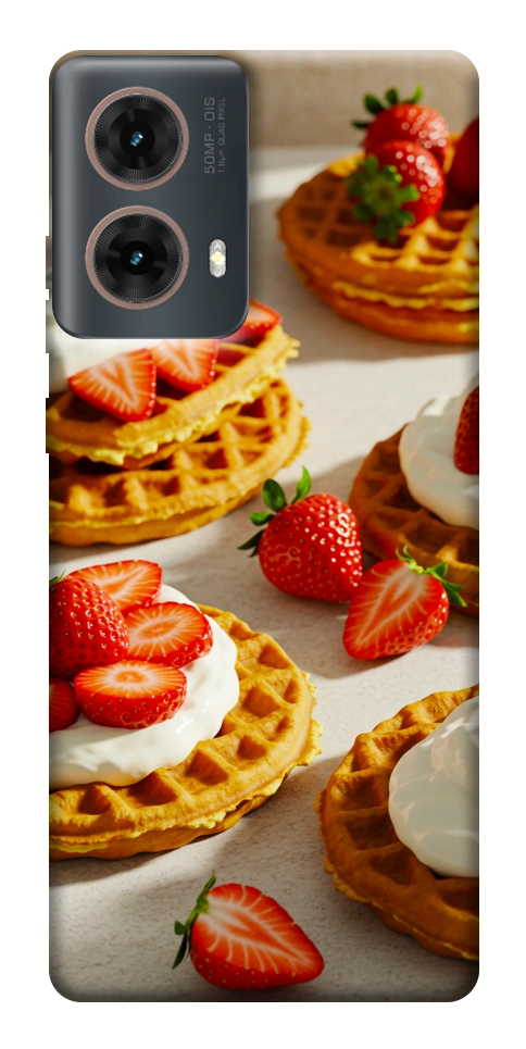 Чехол Вафли с клубникой для Motorola Moto G85