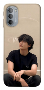 Чехол BTS V для Motorola Moto G31