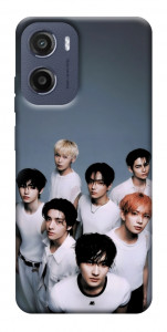 Чехол Enhypen white для Motorola Moto E15