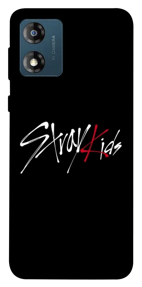 Чехол Stray Kids для Motorola Moto E13