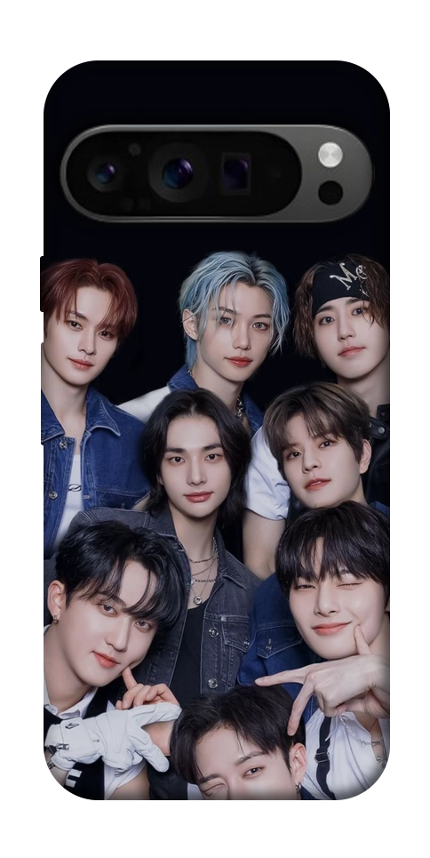 Чехол Stray Kids Together для Google Pixel 9 Pro