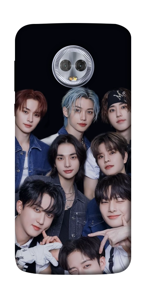 Чехол Stray Kids Together для Motorola Moto G6 Plus