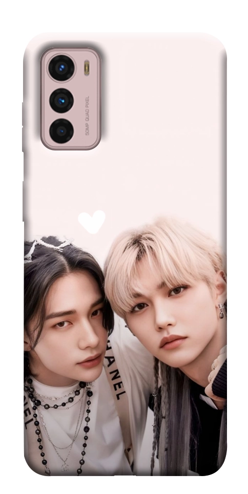 Чехол Hyunjin and Felix для Motorola Moto G42