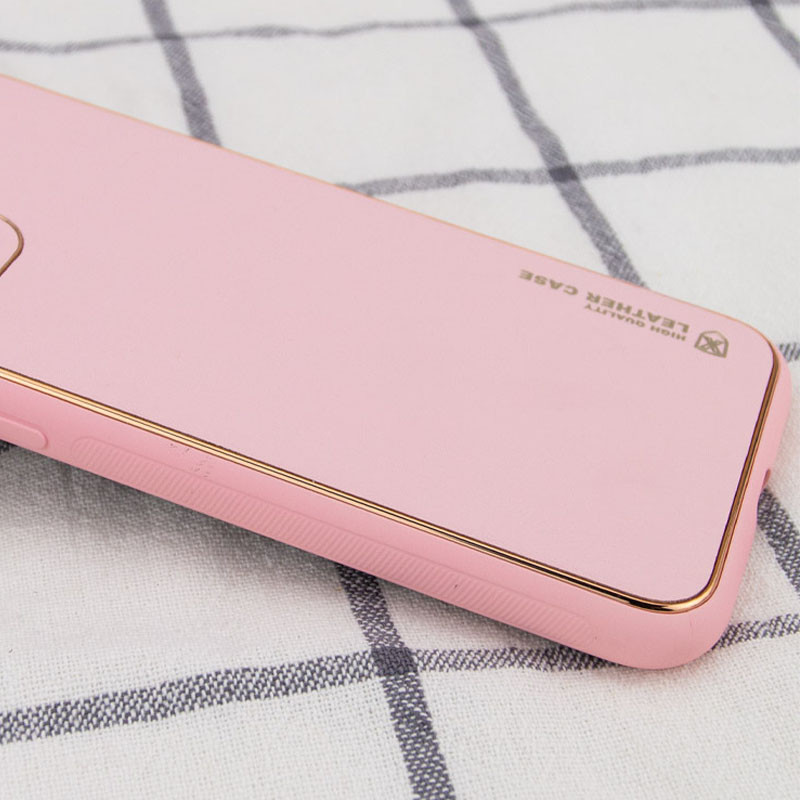 Фото Кожаный чехол Xshield для Apple iPhone 14 Pro (6.1") (Розовый / Pink) на vchehle.ua