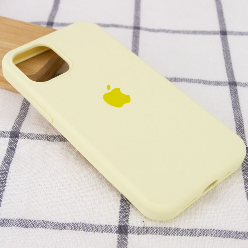 Фото Чехол Silicone Case Full Protective (AA) для Apple iPhone 15 (6.1") (Желтый / Mellow Yellow) на vchehle.ua