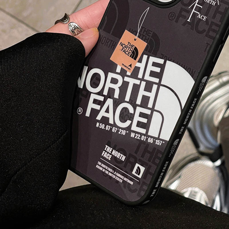 Фото TPU чохол The North Face на Apple iPhone 15 (6.1") (Black) на vchehle.ua