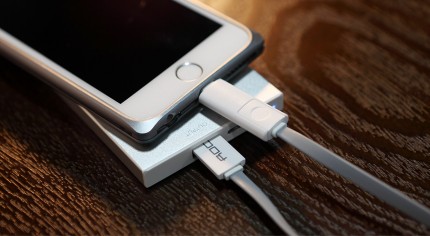 Фото Кабель ROCK Lightning / MicroUSB Combo Flat 100cm (5V/2.1A) в магазине vchehle.ua