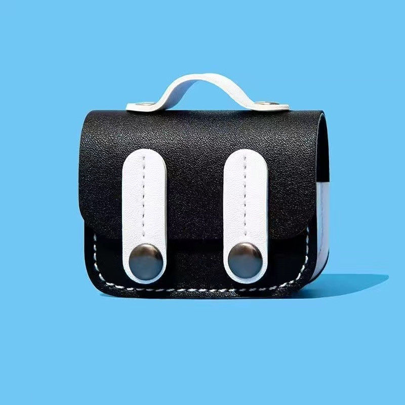 Фото Шкіряний футляр Briefcase для навушників AirPods 4 (Black / White) на vchehle.ua