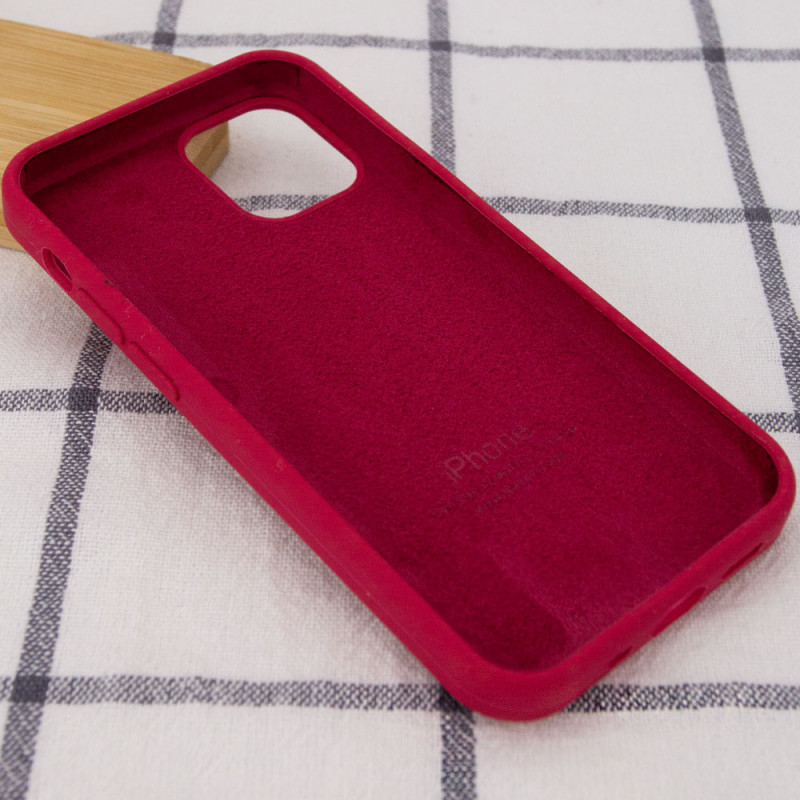 Фото Чехол Silicone Case Full Protective (AA) для Apple iPhone 15 (6.1") (Красный / Rose Red) в магазине vchehle.ua