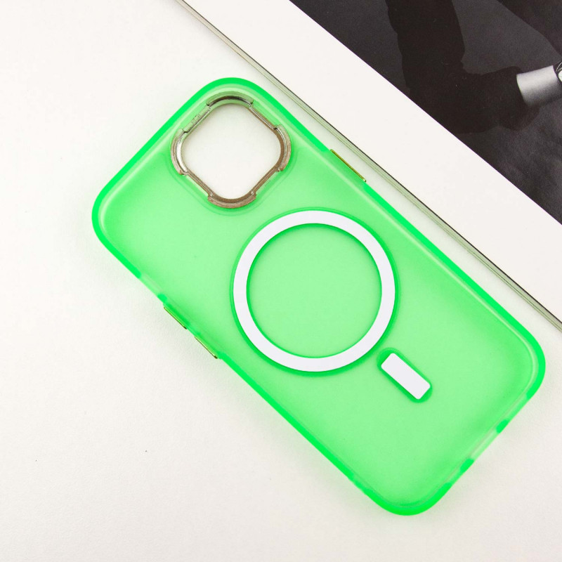 Чехол TPU+PC Lily with Magnetic safe для Apple iPhone 15 (6.1") (Neon Green) в магазине vchehle.ua