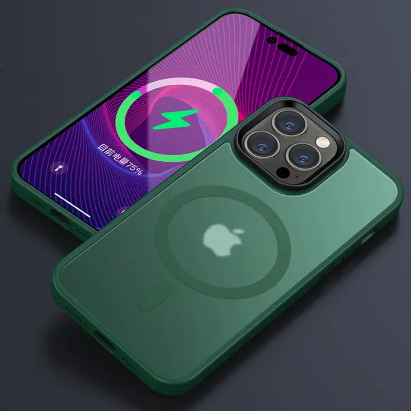 Фото TPU+PC чехол Metal Buttons with  Magnetic Safe Colorful для Apple iPhone 13 Pro (6.1") (Зеленый) на vchehle.ua