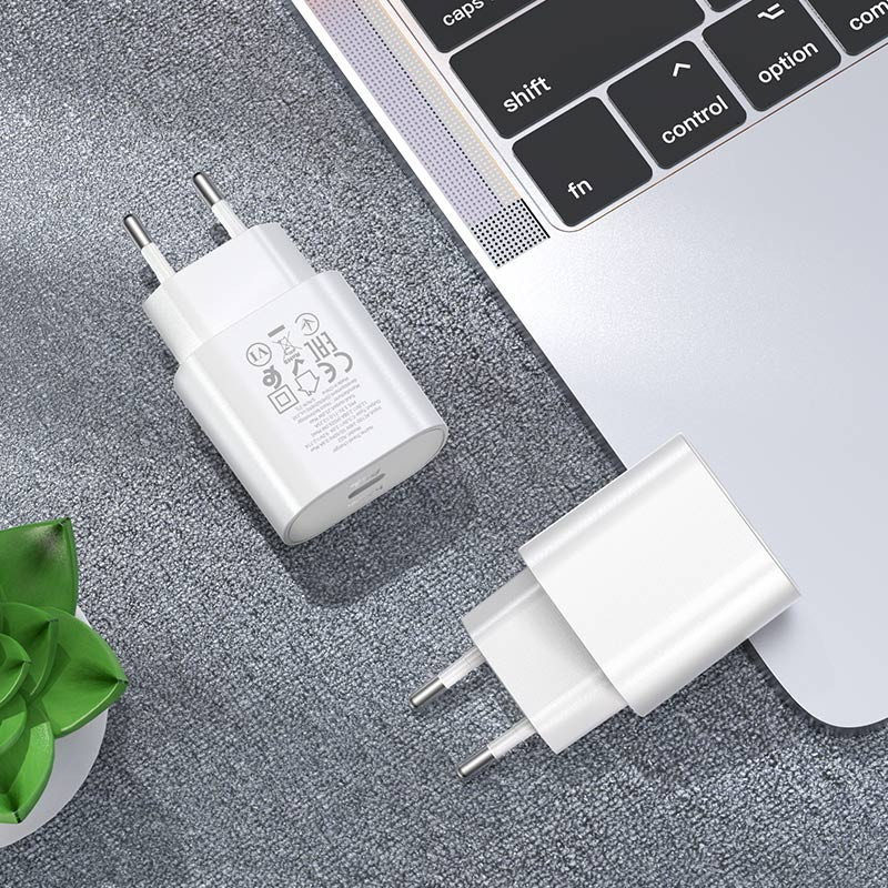 Купить СЗУ Hoco N22 Jetta PD25W (1USB-C) (Белый) на vchehle.ua