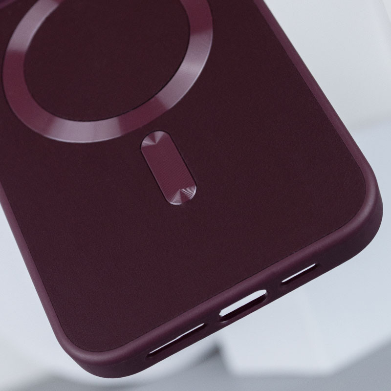 Шкіряний чохол Bonbon Leather Metal Style with Magnetic Safe на Apple iPhone 13 (6.1") (Бордовий / Plum) в магазині vchehle.ua