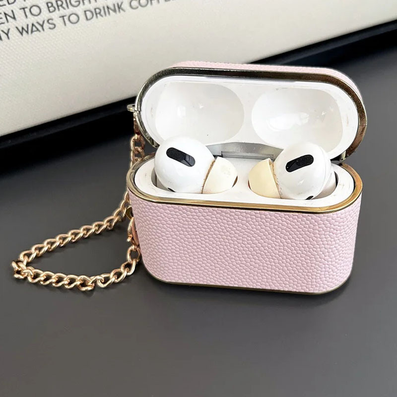 Фото Шкіряний футляр Suitcase для навушників AirPods 3 (Pink) в маназині vchehle.ua