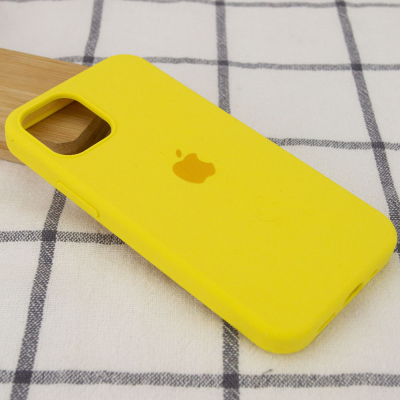 Фото Чехол Silicone Case Full Protective (AA) для Apple iPhone 14 Pro Max (6.7") (Желтый / Neon Yellow) на vchehle.ua