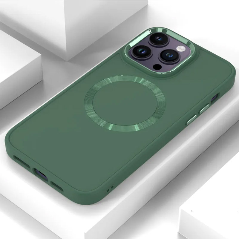 Фото TPU чехол Bonbon Metal Style with Magnetic safe для Apple iPhone 15 Pro (6.1") (Зеленый / Pine green) на vchehle.ua