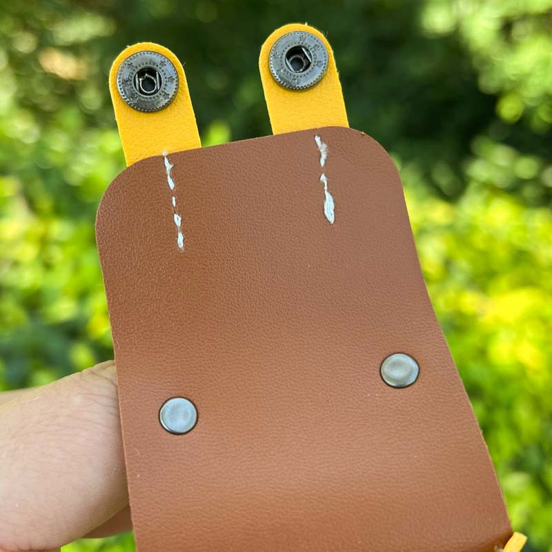 Купить Кожаный футляр Briefcase для наушников AirPods 1/2 (Brown / Yellow) на vchehle.ua