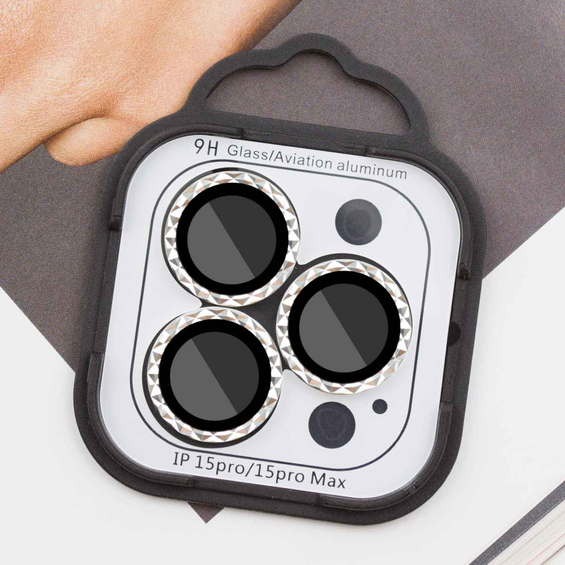 Фото Защитное стекло Metal Shine на камеру (в упак.) для Apple iPhone 15 Pro (6.1") / 15 Pro Max (6.7") (Серебряный / Silver) на vchehle.ua