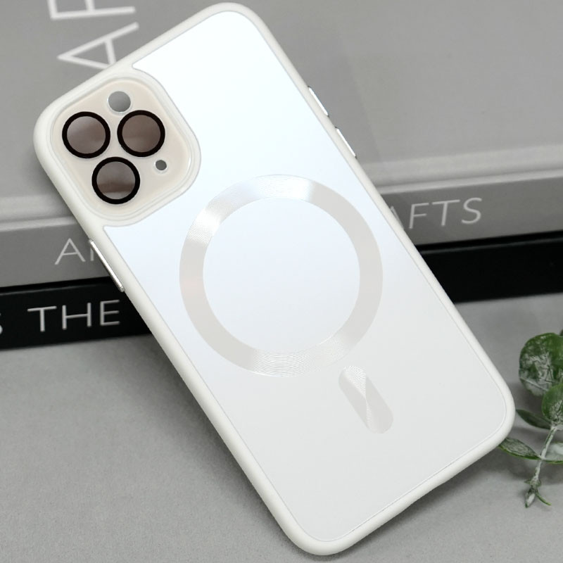 Фото Чехол TPU+Glass Sapphire Midnight with Magnetic Safe для Apple iPhone 14 Pro Max (6.7") (Белый / White) в магазине vchehle.ua