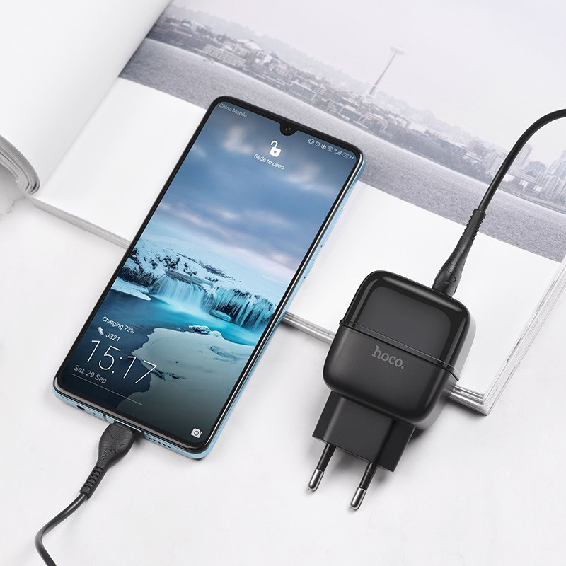 Фото СЗУ Hoco C77A (2USB/2.4A) + Type-C (Черный) в магазине vchehle.ua