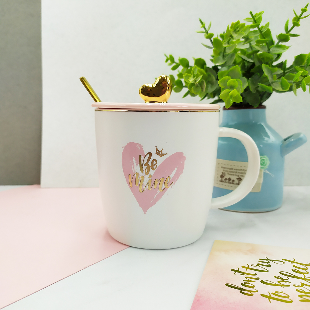 Керамическая чашка Lovely Hearts