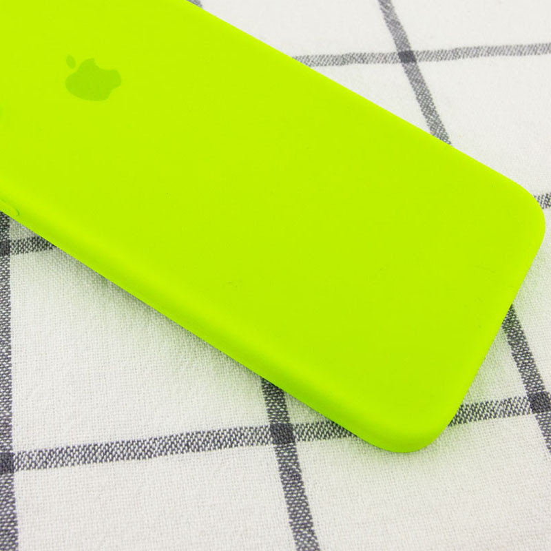 Фото Чехол Silicone Case Square Full Camera Protective (AA) для Apple iPhone 7 / 8 / SE (2020) (4.7") (Салатовый / Neon green) на vchehle.ua