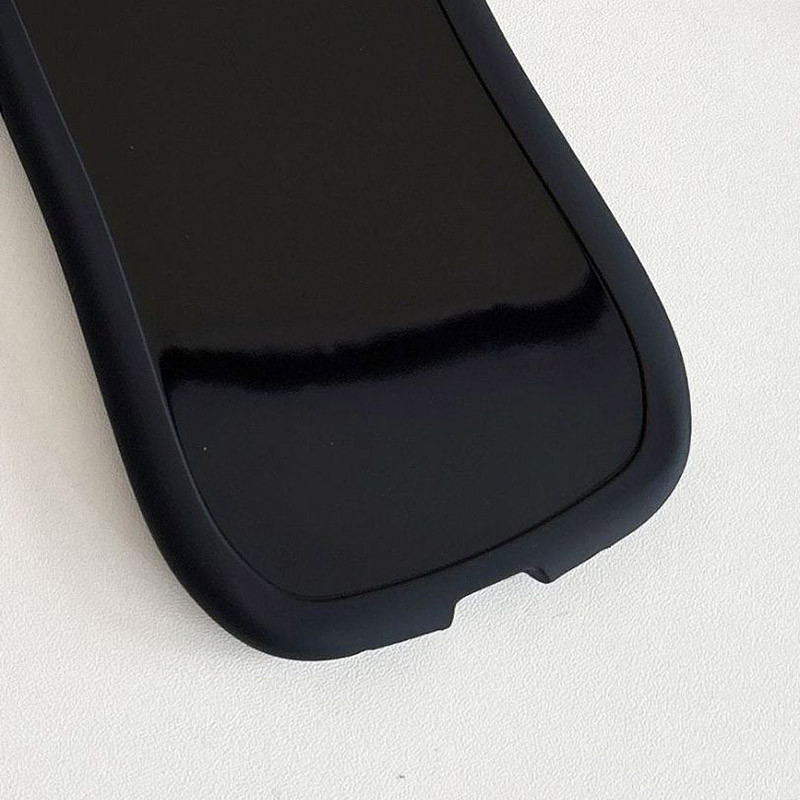 Чохол TPU GETMAN Cat with straps на Apple iPhone 15 (6.1") (Black) в магазині vchehle.ua