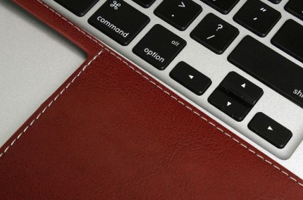Фото Кожаный чехол-книжка TTX для Apple MacBook Pro 13 в магазине vchehle.ua