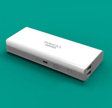 Фото дополнительного внешнего аккумулятора ROMOSS Sailing 5 (13000mAh 2 USB 2.1A+1.0 А)