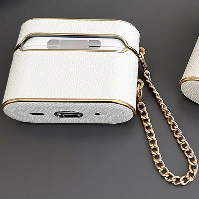 Шкіряний футляр Suitcase для навушників AirPods 3 (White) в магазині vchehle.ua