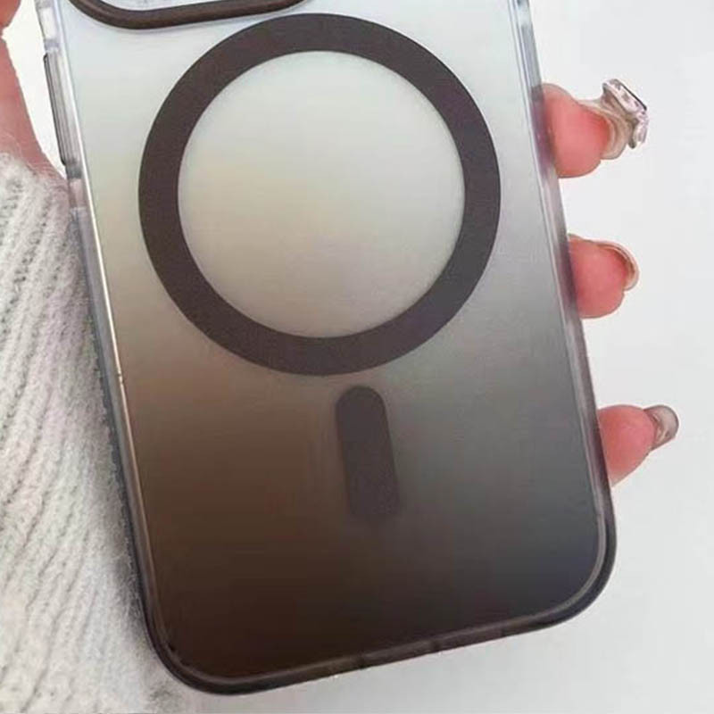 Фото Чохол TPU+PC Phantom with Magnetic Safe на Apple iPhone 13 / 14 (6.1") (Grey) на vchehle.ua