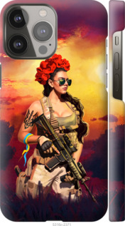 Чехол Украинка с оружием для iPhone 13 Pro Max