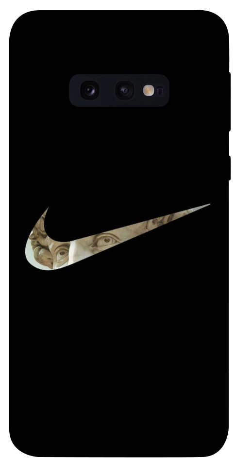 

Чехол Nike для Galaxy S10e 1073715