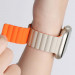Купити Ремінець BlueO Magnetic Silicone для Apple Watch 42(ser.1-3)/44/45/46/49mm (White / Orange) на vchehle.ua