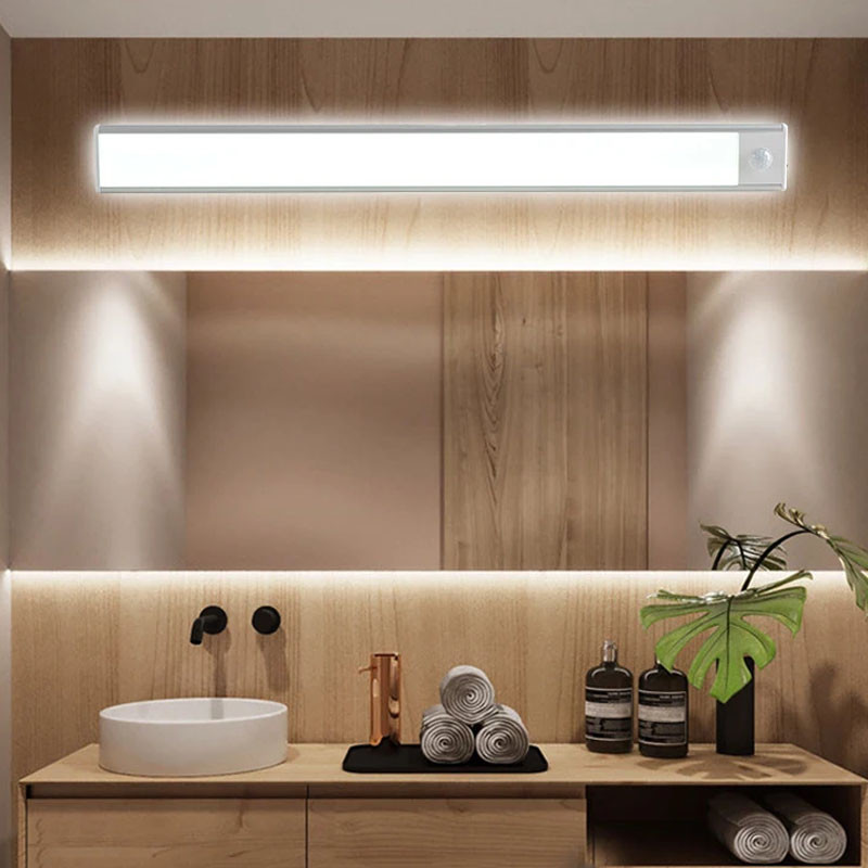 Купити Сенсорний світильник LED із датчиком руху MZ-L1005 (40*10*200mm) (White) на vchehle.ua