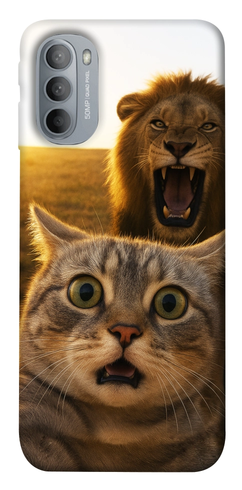 Чехол Shocked cat and lion для Motorola Moto G31