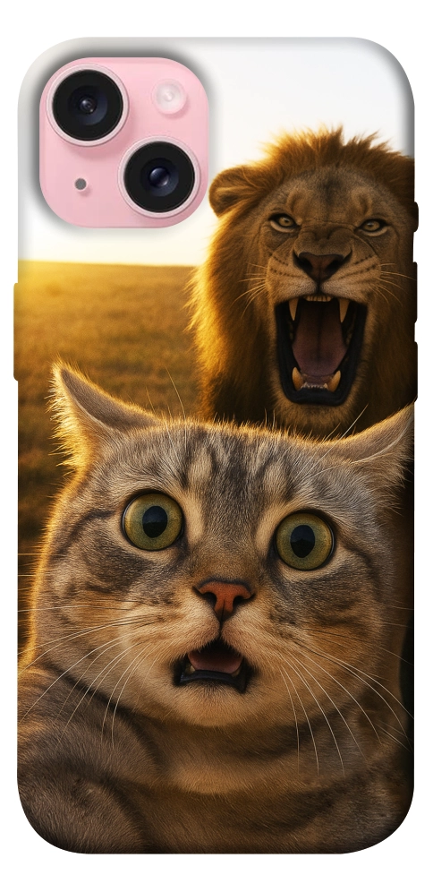 Чехол Shocked cat and lion для iPhone 15