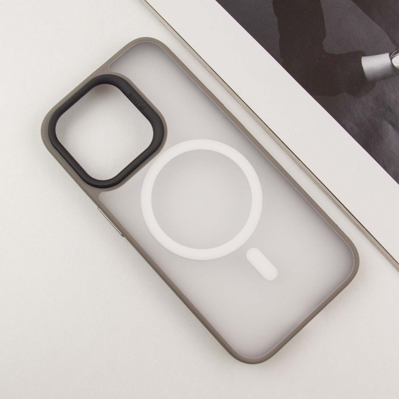 Фото TPU+PC чехол Blueo Skin Friendly Frosted with Magnetic Safe для Apple iPhone 15 Pro (6.1") (Серый / Grey) в магазине vchehle.ua