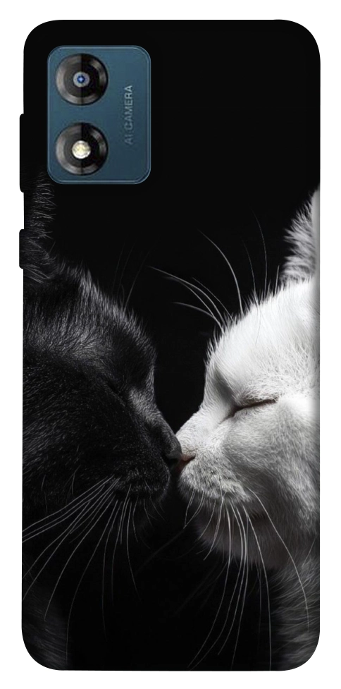 Чехол Black and white cats для Motorola Moto E13