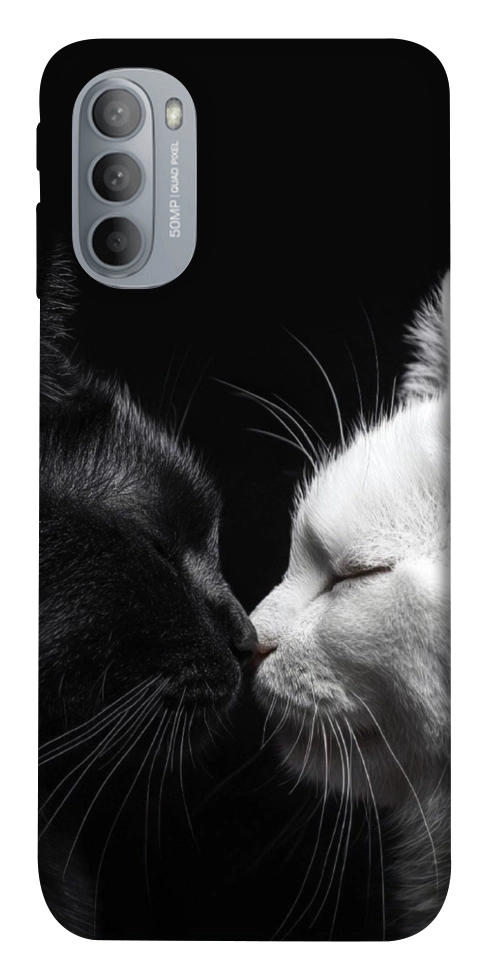 Чехол Black and white cats для Motorola Moto G31