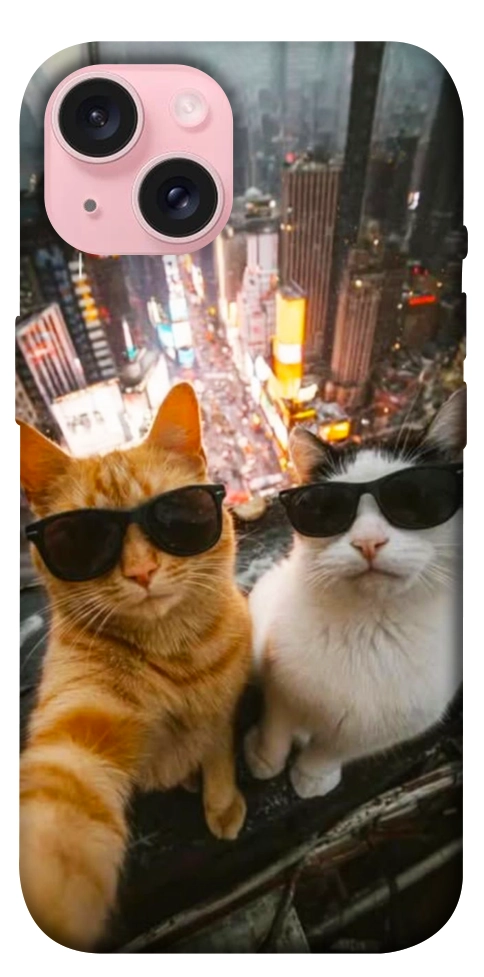 Чехол Cool cats city для iPhone 15