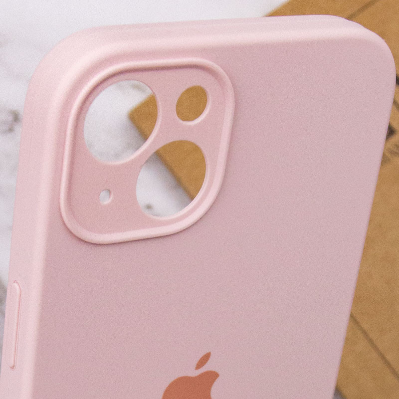 Заказать Чехол Silk Full Camera Protective (AA) для Apple iPhone 15 (6.1") (Розовый / Chalk Pink) на vchehle.ua