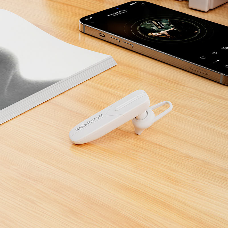 Фото Bluetooth моно-гарнитура Borofone BC36 Lucky (Белый) в магазине vchehle.ua