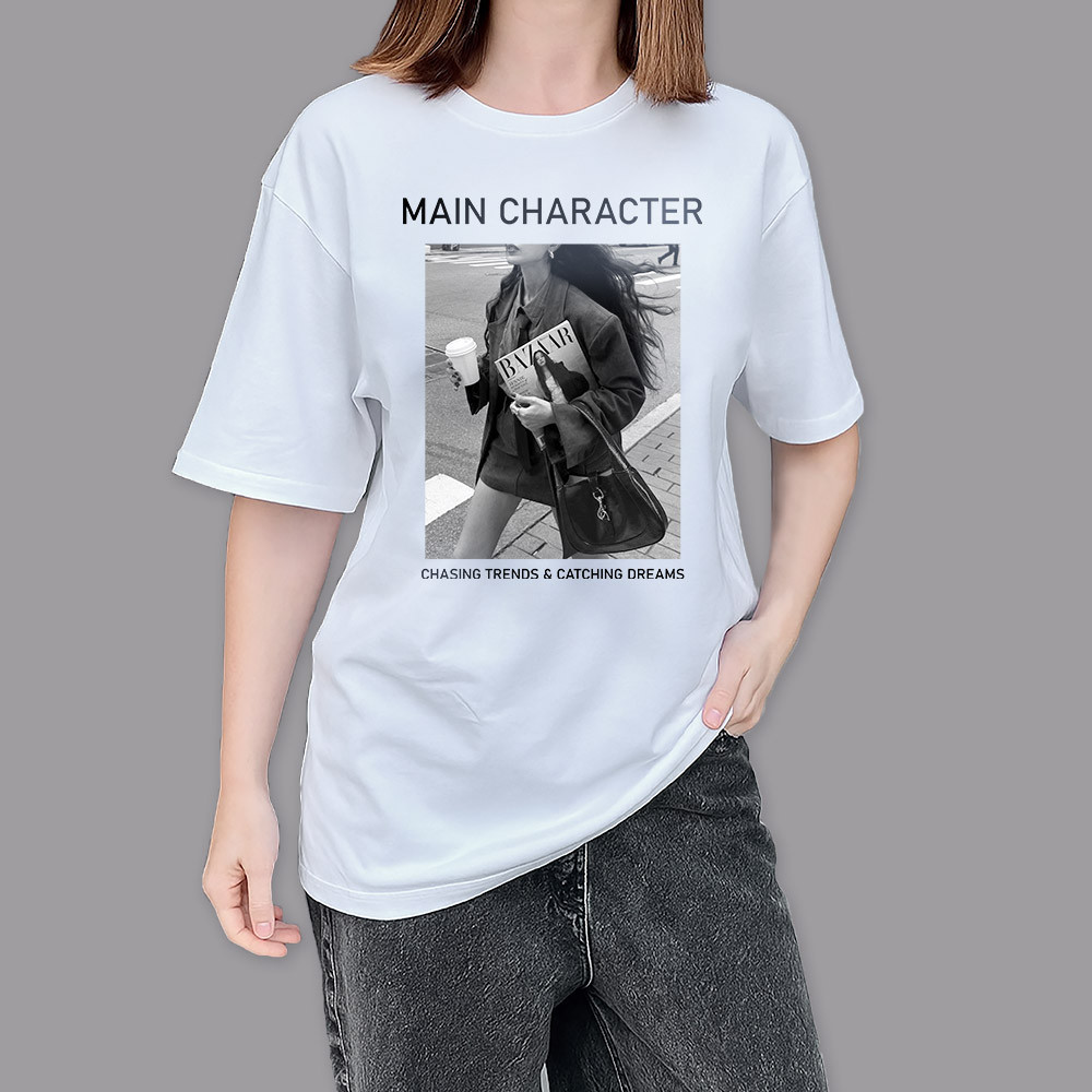 Фото Футболка белая Main character в магазине vchehle.ua