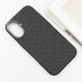 Фото Кожаный чехол Carved with Magnetic Safe для Apple iPhone 16 (6.1") (Black) в магазине vchehle.ua